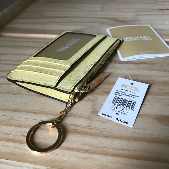 Michael Kors Card Case🎈🎈 - Picture 3 of 6